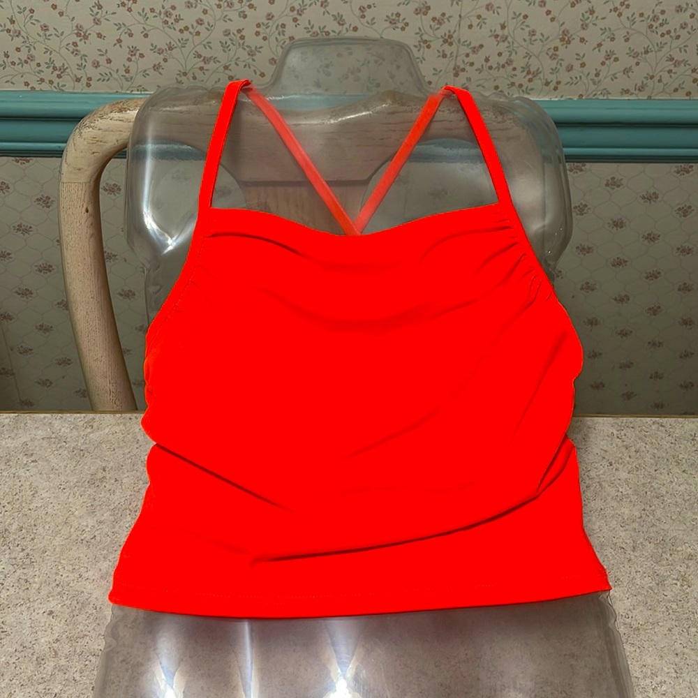 PUBLIK NEON ORANGE CROP TOP